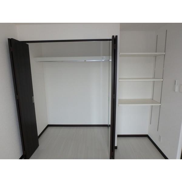 富山市下堀のマンション