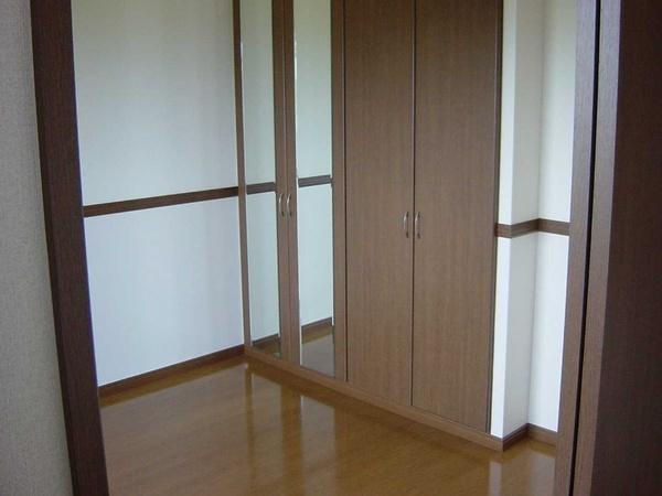 富山市才覚寺のマンション