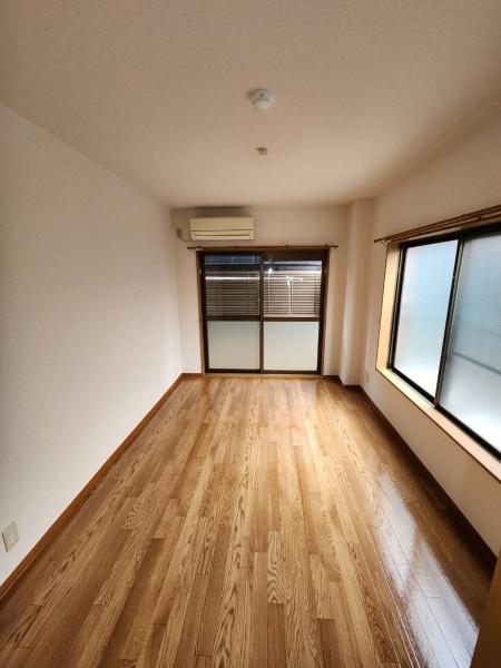 川口市中青木２丁目のマンション