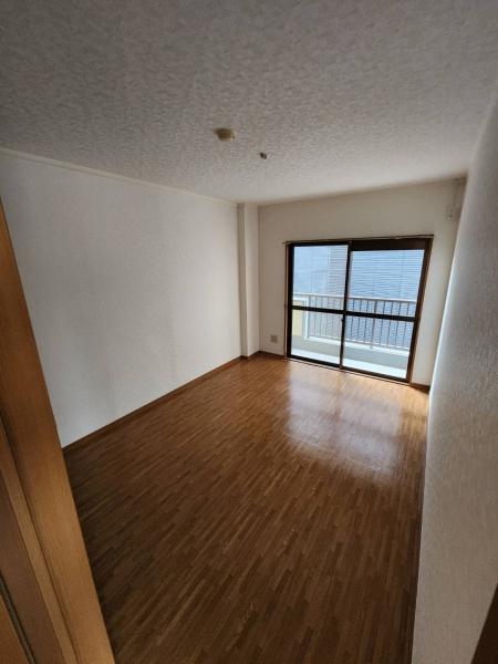 川口市中青木２丁目のマンション