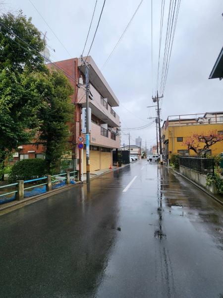 川口市中青木２丁目のマンション