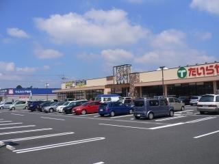 ハイツサンシーロ(たいらや今泉新町店)