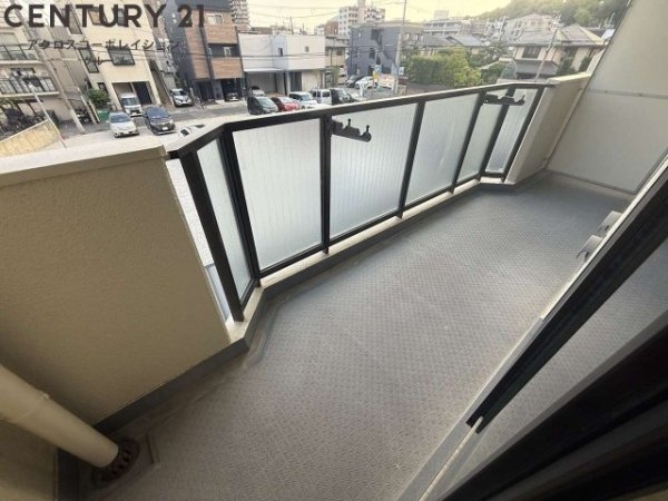 西宮市甲東園２丁目のマンション