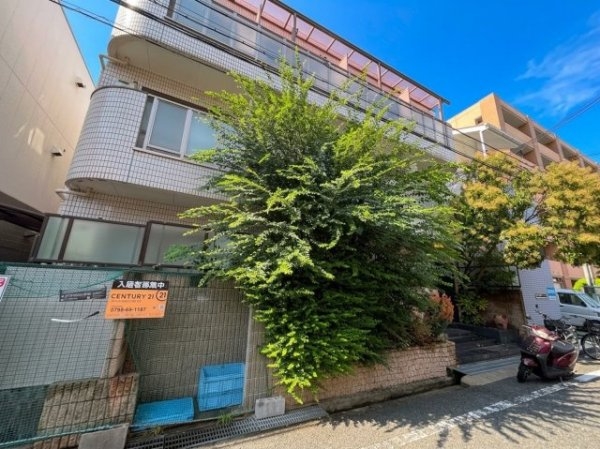 ガーデンパーティ西宮北口
