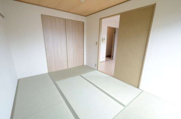 アネシス愛宕山1