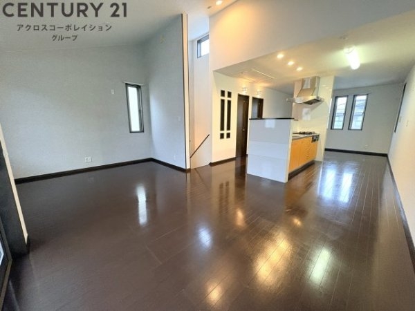 大屋町21-11戸建て　西側