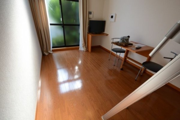 レオパレスエルフ仁川