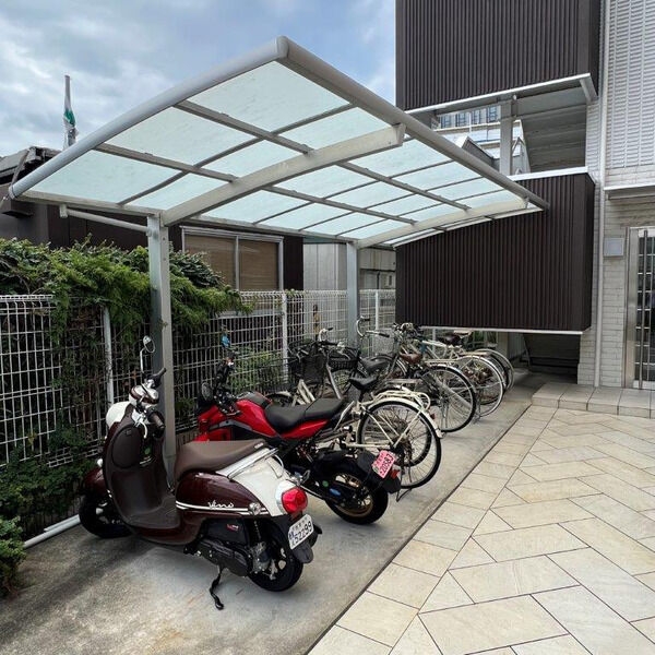 ロータスコート
