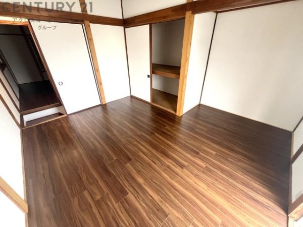 上大市3丁目テラスハウス