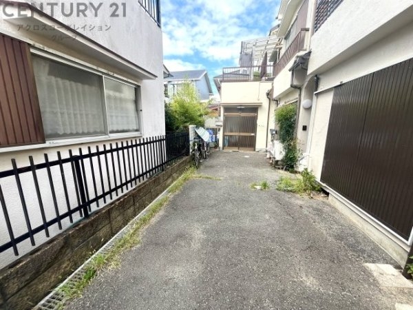 上大市3丁目テラスハウス