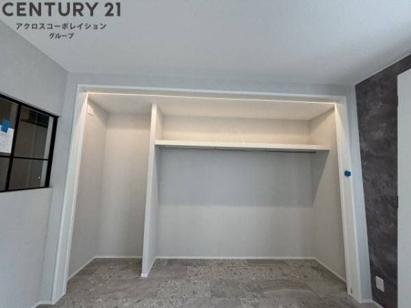GlanzCourtJohn立花町
