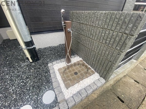 ヒカルサ尼崎神崎町