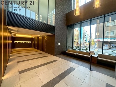 プラウド阪急塚口駅前