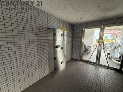 リッチライフ甲子園8