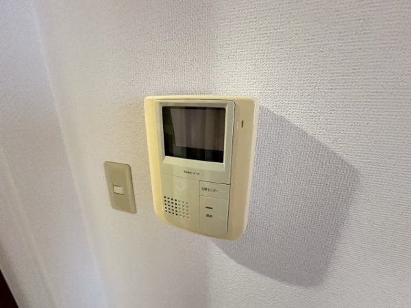西宮市中須佐町のハイツ