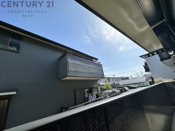 イーストハウス