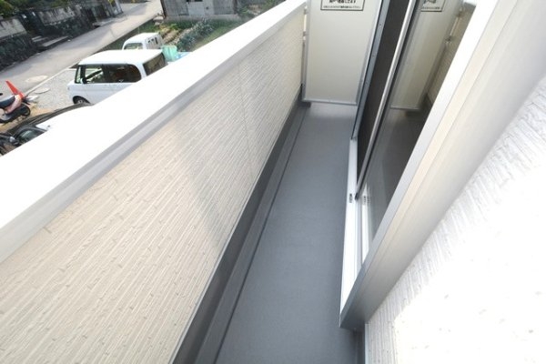 宝塚市伊孑志２丁目のハイツ