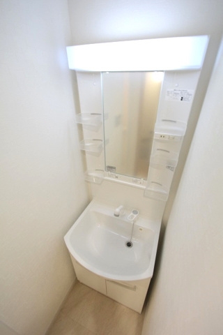 宝塚市伊孑志２丁目のハイツ