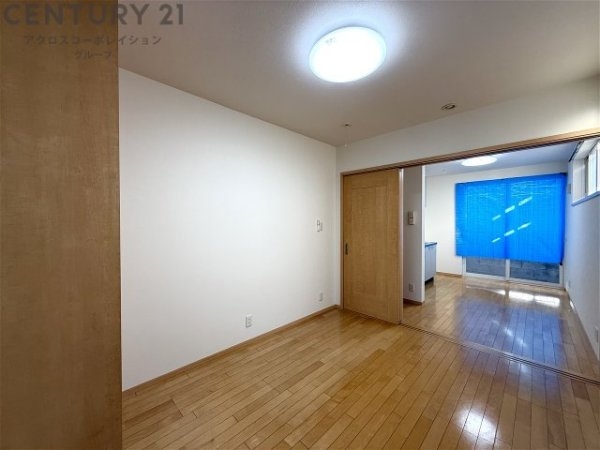 NOWHOUSE
