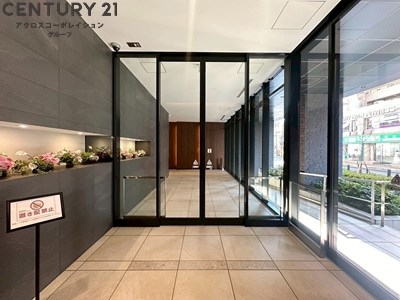 プラウド阪急塚口駅前