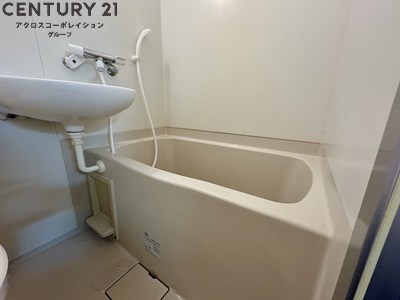 リアライズ逆瀬川