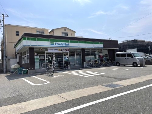 マンションハレクラニ(ファミリーマート西宮上甲子園五丁目店)