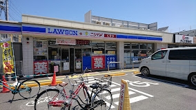 第２ハイツ早苗(ローソンニシイチドラッグ伊丹鈴原店)
