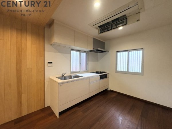 西宮市南昭和町の貸家