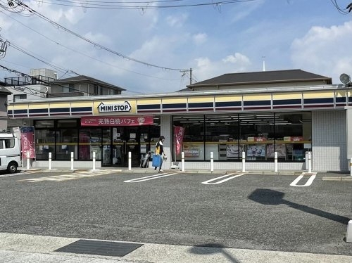 ユニテック甲子園(ミニストップ甲子園口5丁目店)