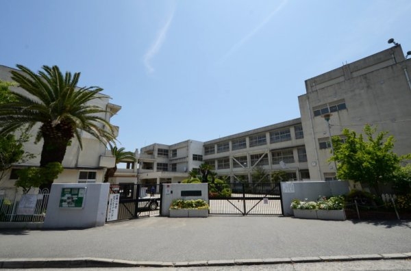 ジョージア苦楽園(西宮市立　北夙川小学校)