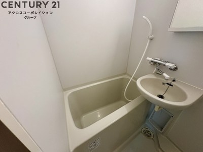 リアライズ逆瀬川