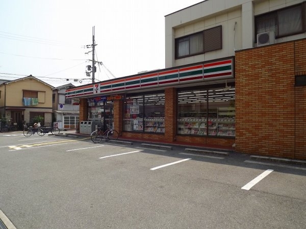 エクセル甲子園口(セブンイレブン西宮瓦林町店)