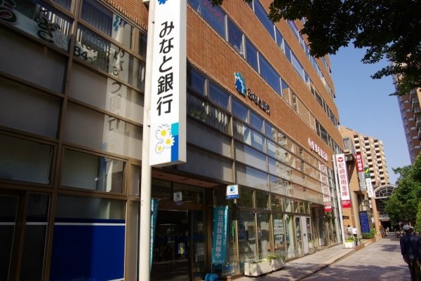 エルロン２１(みなと銀行宝塚支店)