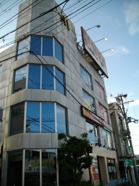 リヴィエール香櫨園(マクドナルド阪急夙川駅前店)