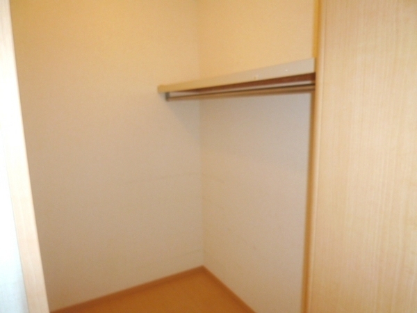 山中タウンハウス　B棟