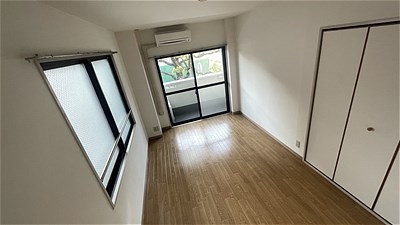 ユミール