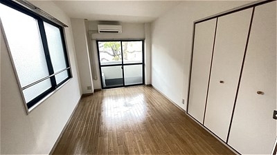 ユミール