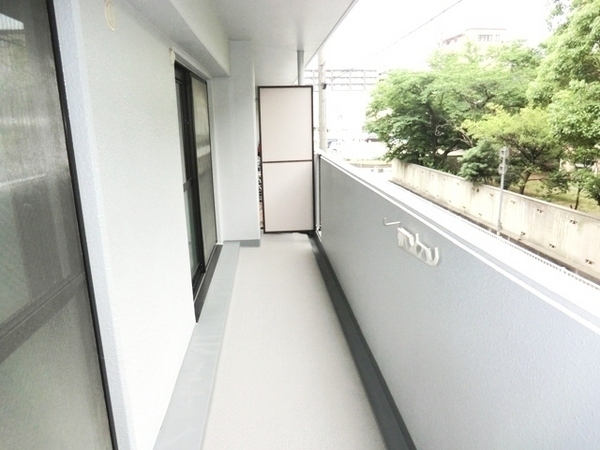 アベリア弐番館