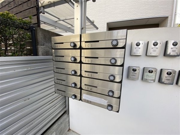 宝塚市伊孑志２丁目のハイツ
