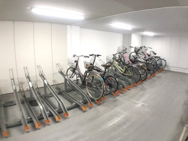 アンポワーズ武庫川レディース