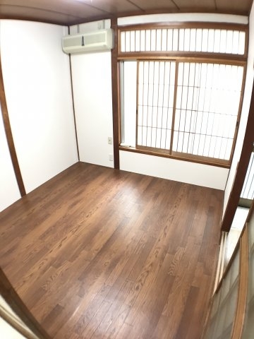 今津水波町テラスハウス
