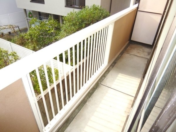 西宮市深津町のハイツ