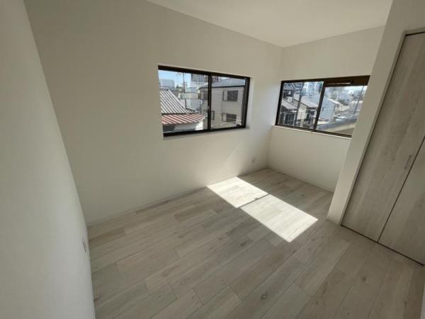 旭区赤川４丁目戸建