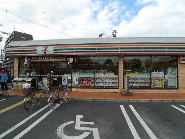 リアンボヌール鶴見緑地(セブンイレブン大阪鶴見緑地店)