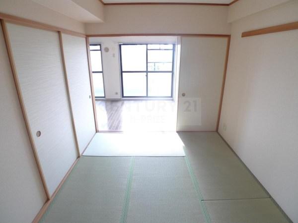 ロイヤル鶴見