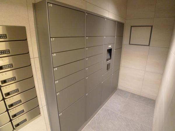 プレサンスロジェ新梅田