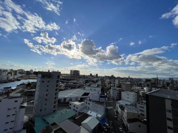 セレニテ福島アリア