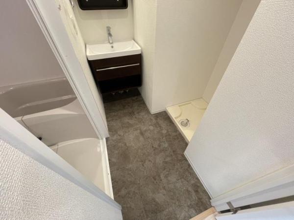 セレニテ福島アリア