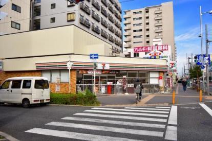 グランルージュ城東(セブンイレブン大阪関目1丁目南店)