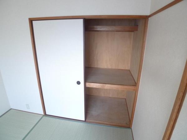 サンパレス